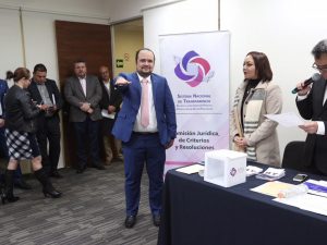 Velasco Milanés, electo coordinador de la Comisión Jurídica, de Criterios y Resoluciones del SNT.