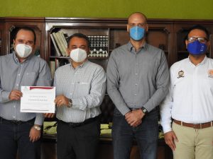 Entrega de Constancia de Cumplimiento IEE Colima