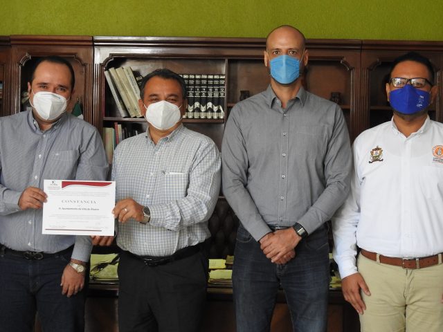 Entrega de Constancia de Cumplimiento IEE Colima