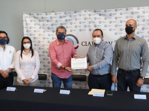 Entrega Infocol Constancia de Cumplimiento a CIAPACOV