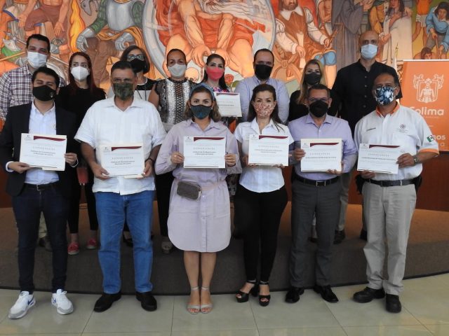 ENTREGA DE CONSTANCIA AL H. AYUNTAMIENTO DE COLIMA