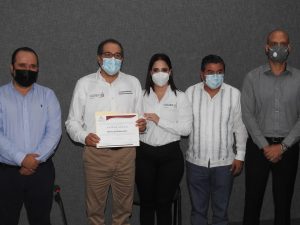 ENTREGA DE CONSTANCIA AL EJECUTIVO DEL ESTADO