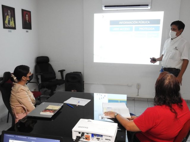 CAPACITACIÓN A SUJETOS OBLIGADOS EN MATERIA DE TRANSPARENCIA